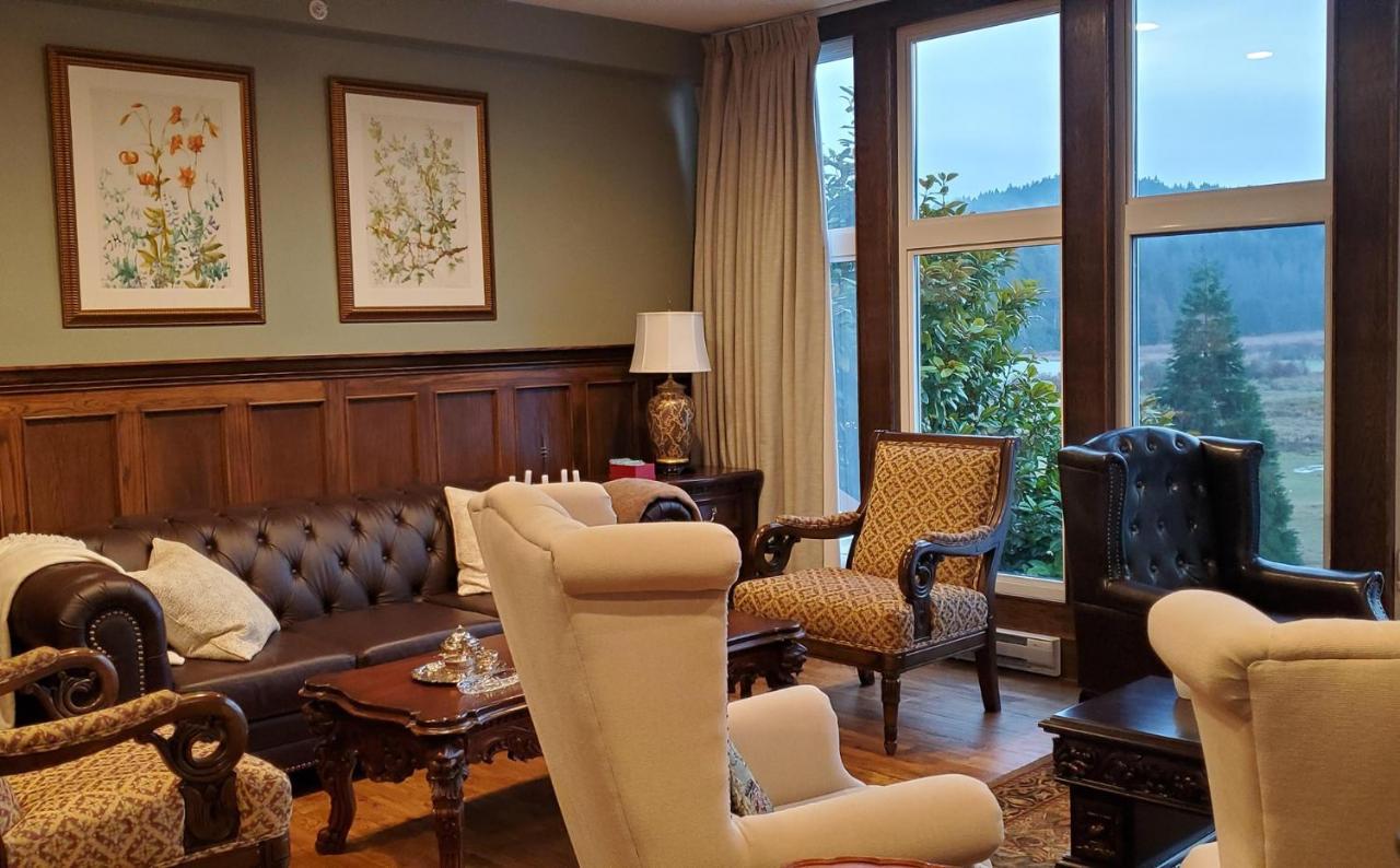 Hotel Woodstone Manor Inc. Sturdies Bay Exterior foto