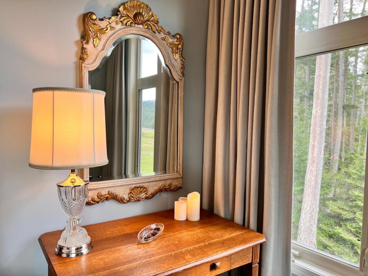 Hotel Woodstone Manor Inc. Sturdies Bay Exterior foto