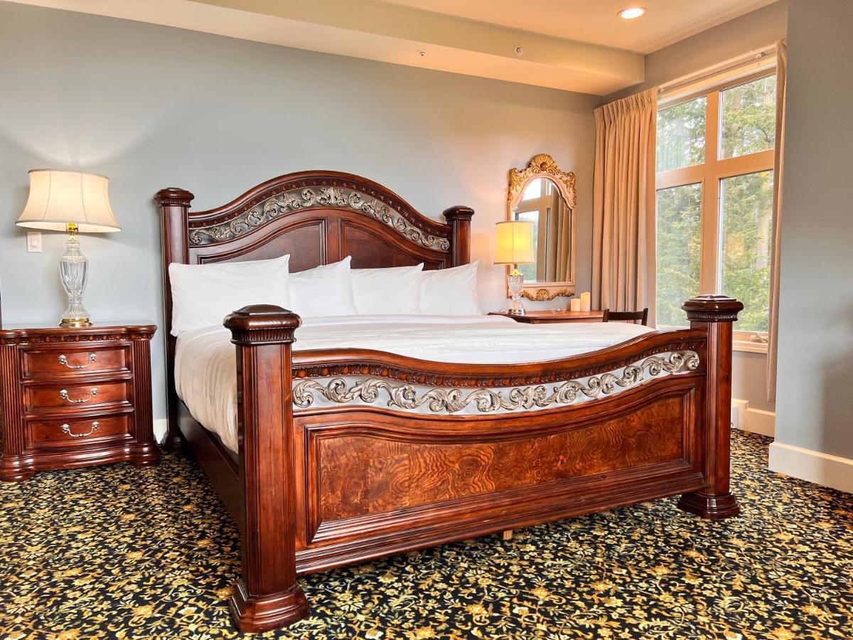 Hotel Woodstone Manor Inc. Sturdies Bay Exterior foto